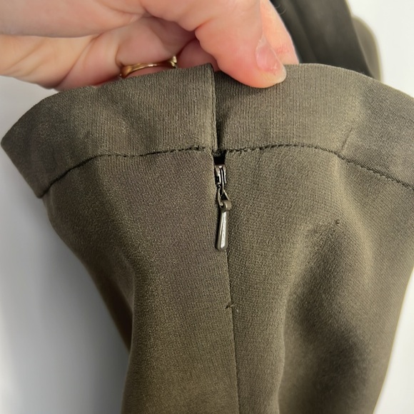 Elegant Silk Olive Green Women's Skirt - Picture 3 of 5